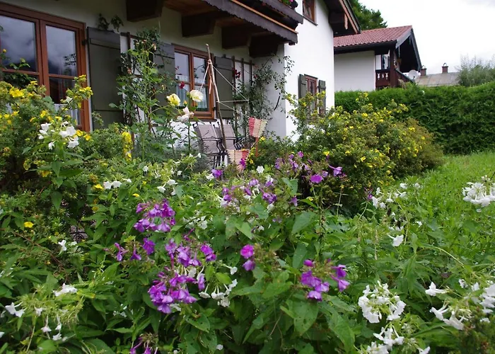 Ferienwohnung Haus Alpenrebe