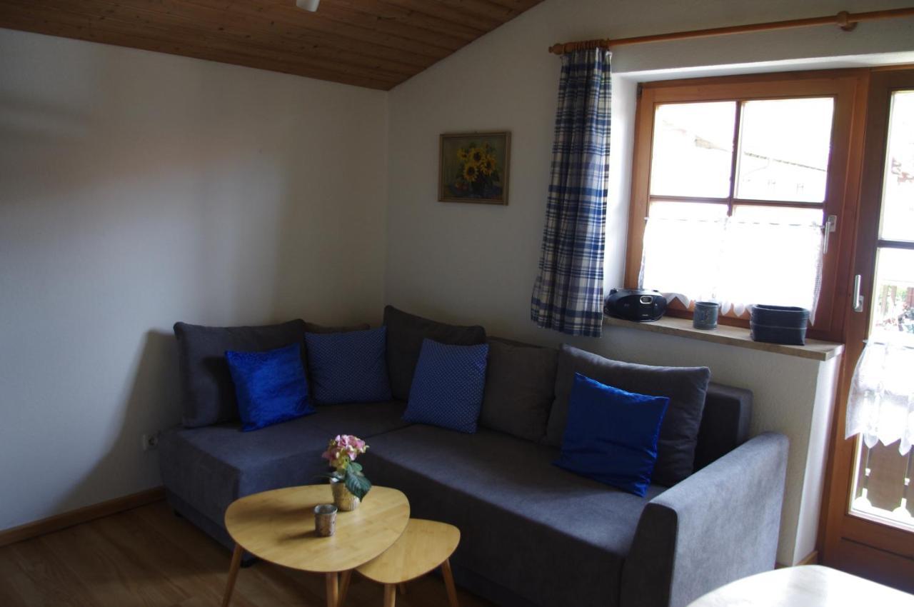 Haus Alpenrebe Apartment *